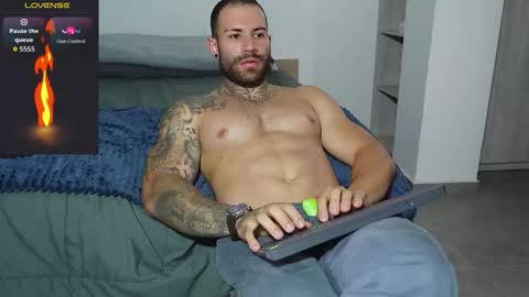 kite__ online show from October 2, 5:53 pm