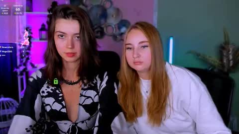 Snapshot of kitniss_dreamy chatting on September 17, 12:29 pm kitniss online show from September 17, 12:29 pm