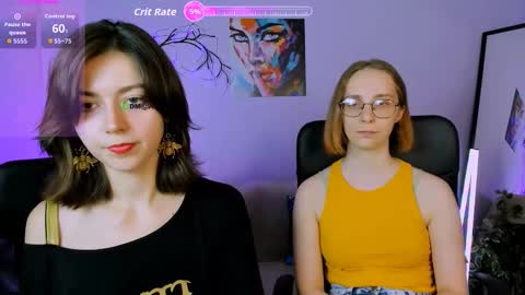 Snapshot of kitniss_dreamy chatting on October 19, 12:17 pm kitniss online show from October 19, 12:17 pm