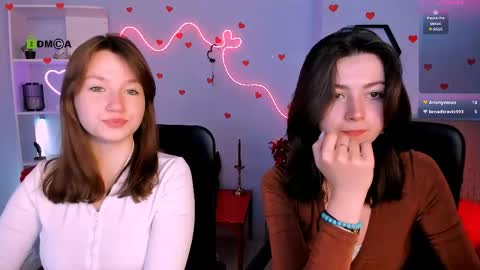 kitniss online show from March 24, 8:25 pm