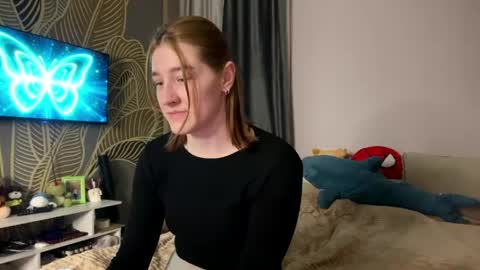 Tanesha online show from April 12, 2:33 pm