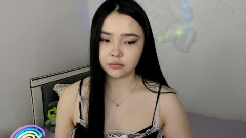 kitsune_lu online show from May 8, 10:20 am