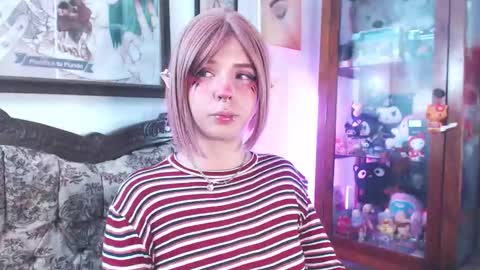 Snapshot of kitsunearineko chatting on October 16, 1:28 am Ari Keimiwrights online show from October 16, 1:28 am