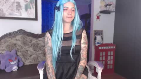 Snapshot of kitsunearineko chatting on December 20, 8:49 pm Ari Keimiwrights online show from December 20, 8:49 pm