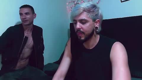 Snapshot of kitsuneshadow22 chatting on September 20, 11:28 pm Alejandro online show from September 20, 11:28 pm