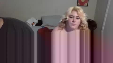 Kitten and rebellious online show from January 21, 1:11 pm