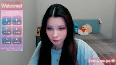 Snapshot of kitten_alisa chatting on November 7, 10:10 pm Alissa online show from November 7, 10:10 pm