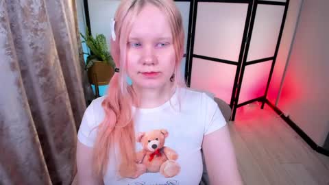 kittenxoann online show from April 18, 7:58 pm