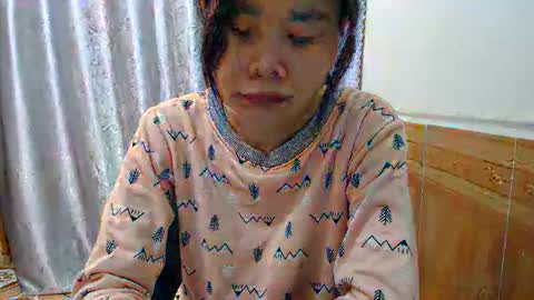 Snapshot of kitti_baby2x chatting on November 13, 1:37 am kitti_baby2x online show from November 13, 1:37 am