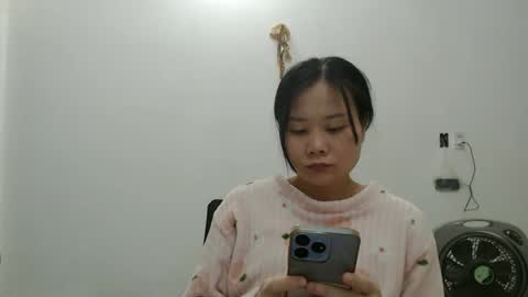 kitti_baby2x online show from March 10, 1:38 pm