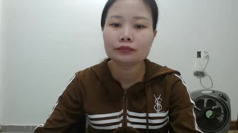 kitti_baby2x online show from March 13, 1:12 am