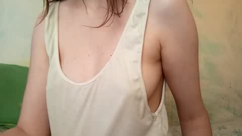 Snapshot of kittie_creme chatting on June 30, 3:24 pm Kittie Creme online show from June 30, 3:24 pm
