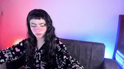 Snapshot of kitty__chs chatting on October 21, 11:33 am kitty__chs online show from October 21, 11:33 am