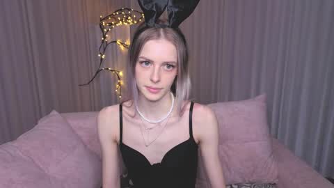 Kitty online show from May 20, 1:01 am