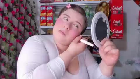 Snapshot of kitty__pinnk chatting on June 19, 7:28 pm KAROL online show from June 19, 7:28 pm