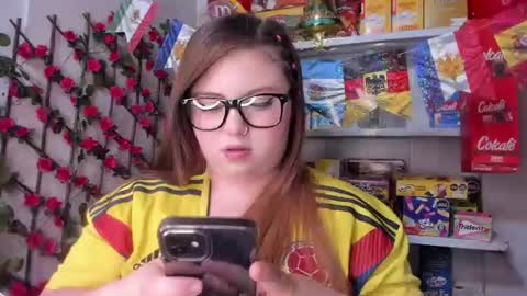 Snapshot of kitty__pinnk chatting on June 23, 7:12 pm KAROL online show from June 23, 7:12 pm