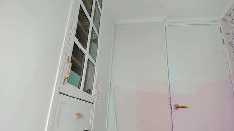 sophie online show from February 2, 6:06 pm