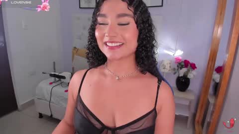 Snapshot of kitty_cayo chatting on June 2, 3:41 am Kitty Kayo online show from June 2, 3:41 am