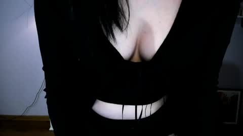 Denise online show from April 7, 10:20 pm