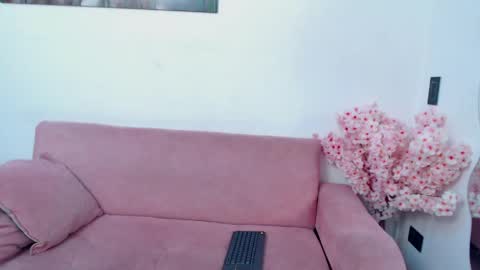 Snapshot of kitty_f00x chatting on April 29, 8:59 pm kitty_f00x online show from April 29, 8:59 pm