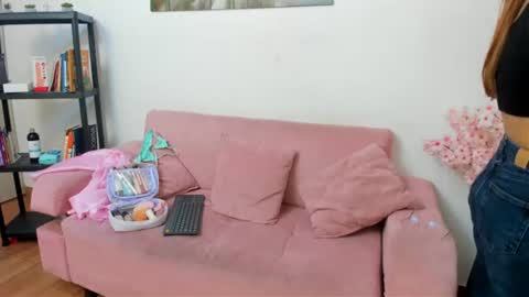 Snapshot of kitty_f00x chatting on July 7, 1:26 pm kitty_f00x online show from July 7, 1:26 pm