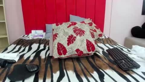 kitty_hot_sex_ online show from February 26, 10:42 pm