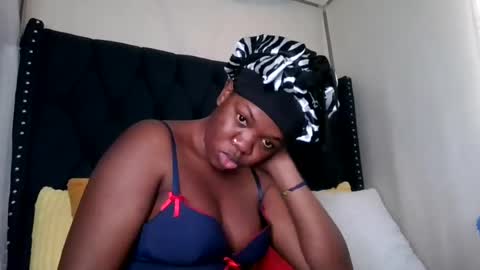 kitty_kerry online show from July 9, 7:01 am