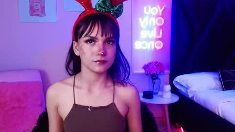Snapshot of kitty_madness chatting on December 19, 8:16 pm KITTY online show from December 19, 8:16 pm