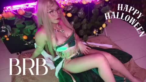 Snapshot of kitty_malach chatting on November 4, 2:21 am Kitty online show from November 4, 2:21 am