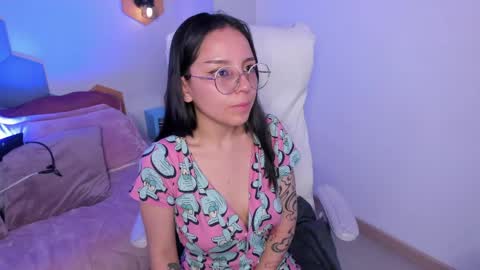 Kitty online show from April 11, 2:27 am