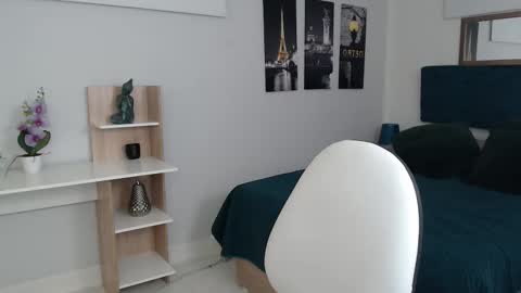 kitty online show from February 11, 6:57 pm