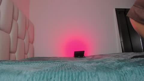Snapshot of kittyerotica chatting on May 27, 1:57 am kittyerotica online show from May 27, 1:57 am