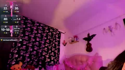 Snapshot of kittygoth_ chatting on November 20, 9:58 pm Kitty Goth online show from November 20, 9:58 pm