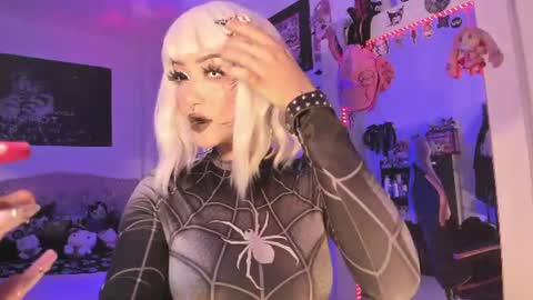 Kitty Goth  online show from August 4, 9:50 pm