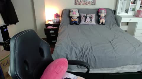 Isabel online show from March 13, 12:06 am