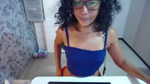 Snapshot of kittykatss chatting on June 25, 4:34 am Viktoria online show from June 25, 4:34 am