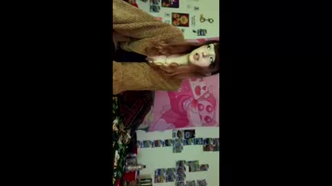 kitty online show from December 16, 5:45 am