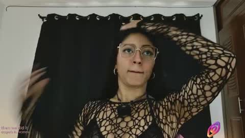 kittymyers_ online show from April 12, 3:17 pm