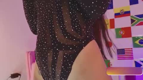 kittymyers_ online show from July 9, 1:37 pm
