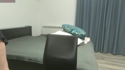 kittyonfiree online show from February 14, 5:10 pm