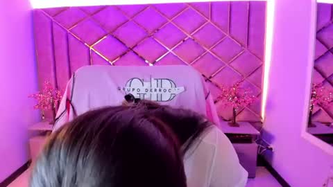 Sarah online show from July 16, 1:50 pm
