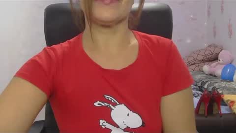 Snapshot of kittyybeauty chatting on January 22, 1:11 pm KittyyBeauty online show from January 22, 1:11 pm