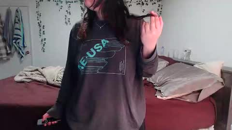 Kittyymaze online show from December 17, 12:55 pm