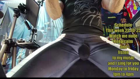 kiveuxmakeu online show from September 26, 4:55 pm