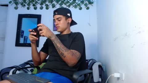 kizame___ online show from March 9, 12:14 am