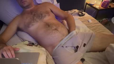 Snapshot of kkeenk1 chatting on October 19, 12:17 pm kkeenk1 online show from October 19, 12:17 pm