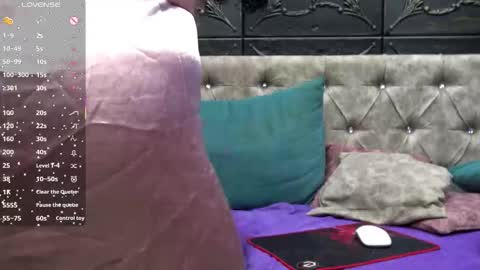 Klara online show from February 12, 4:02 pm