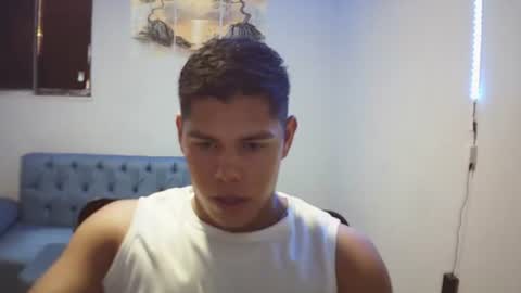 Snapshot of klars_mood chatting on June 27, 9:31 pm klars online show from June 27, 9:31 pm