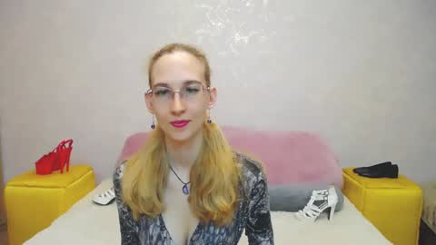 Klary online show from December 6, 10:05 am
