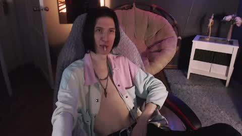 Snapshot of klaude_jam chatting on May 13, 3:53 pm Klaude Jam online show from May 13, 3:53 pm